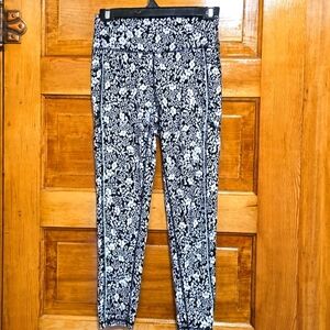 DKNY Black and White Floral Legging  S